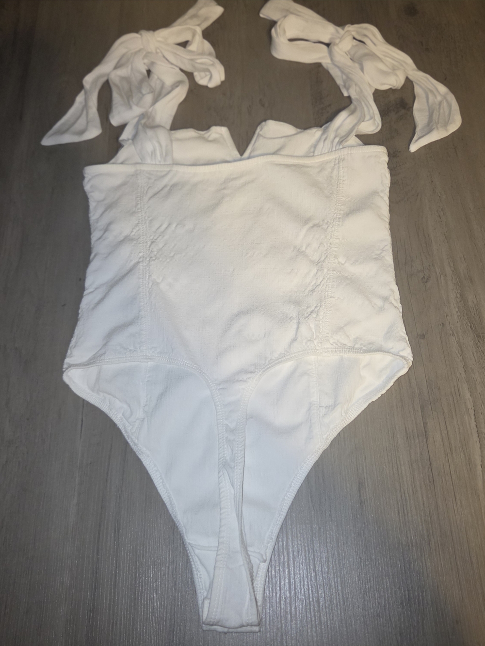Intimately Free People White Tie Strap V-Neck Thong Bodysuit Size M - Picture 5 of 6